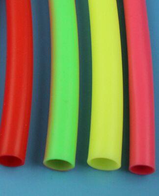Bon prix Tube en caoutchouc de silicone flexible pour un usage industriel et domestique de haute qualité en ligne
